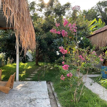 Tiga Spies Hostel Kuta  Екстериор снимка